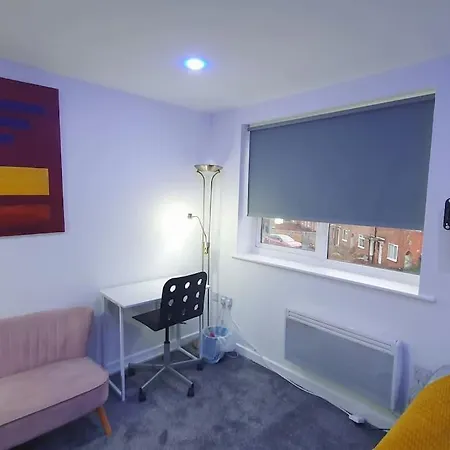 The Ritz - St Lukes Apartment