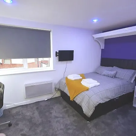 The Ritz - St Lukes Apartment